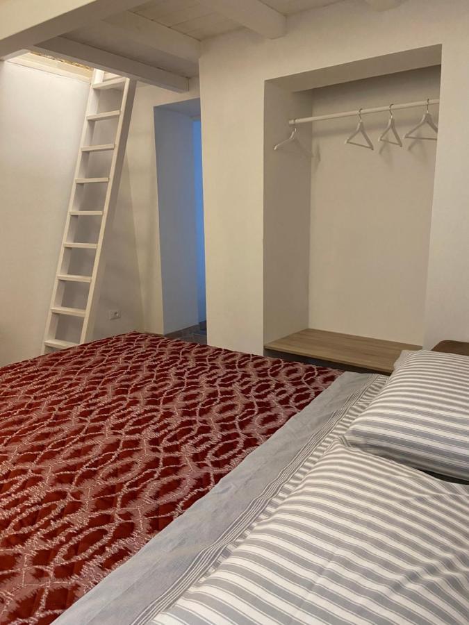 B&B Marina Fosdinovo Bagian luar foto