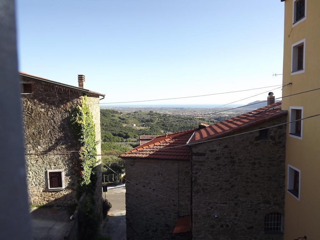 B&B Marina Fosdinovo Bagian luar foto